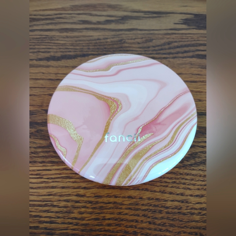 Fancii Lumi Luxe Compact Lighted Mirror
